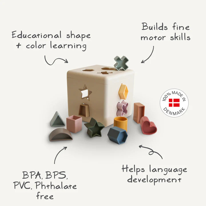 Mushie | Shape Sorting Box