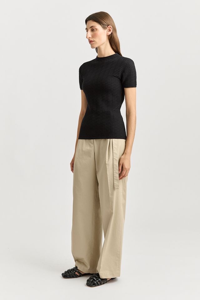 Toorallie Surface Stitch Top | Black