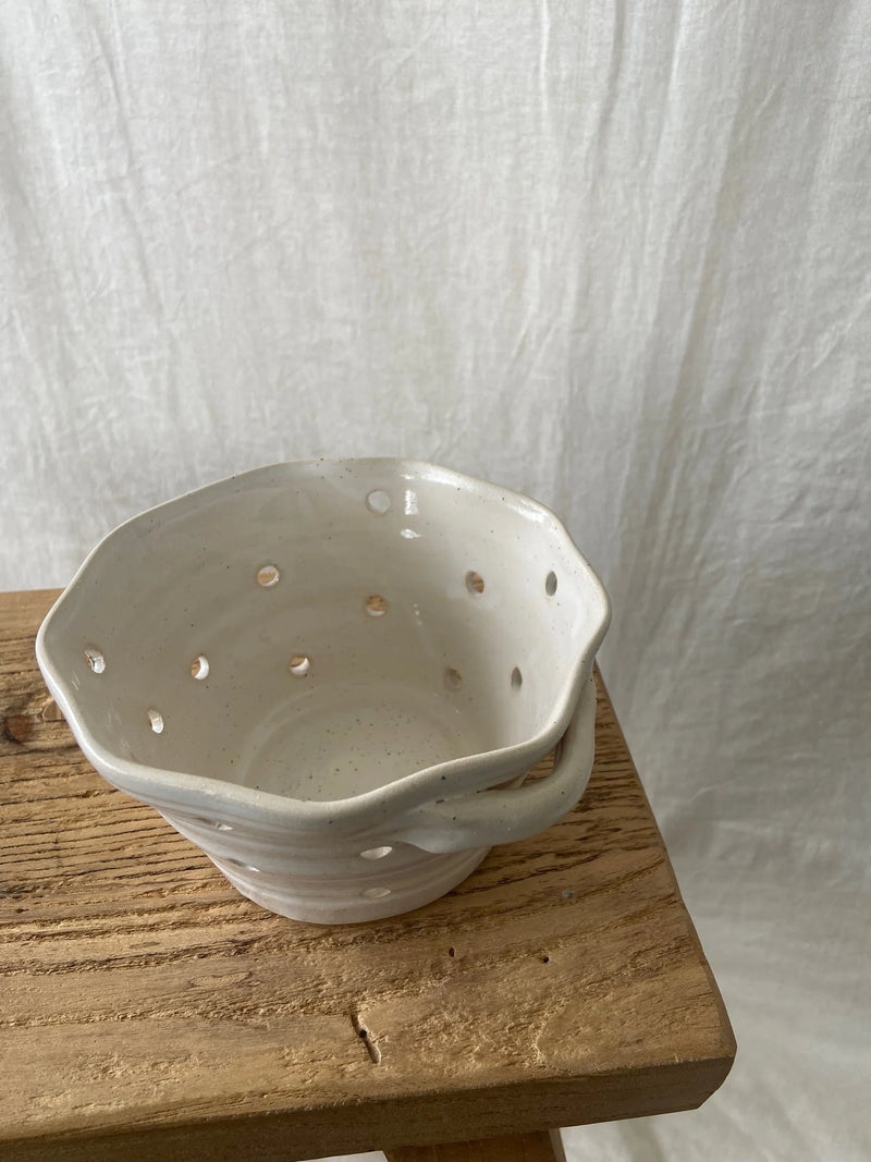 Magnolia Lane Ceramics | Berry Bowl