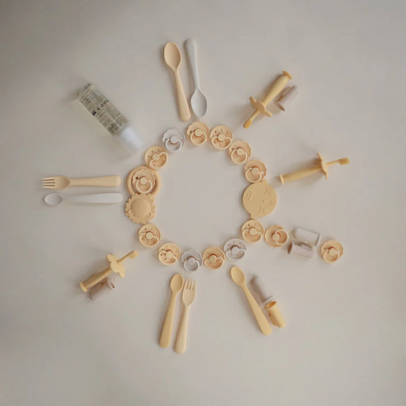 Mushie | Flower Training Toothbrush