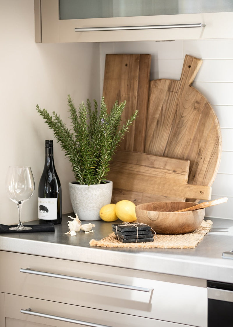 Artisan Serving Board-Round (with handle)