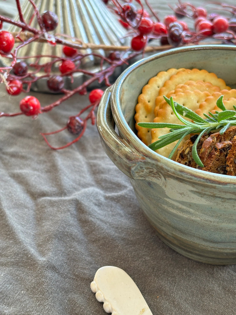 Magnolia Lane Ceramics | Chip & Cracker Bowl - Green
