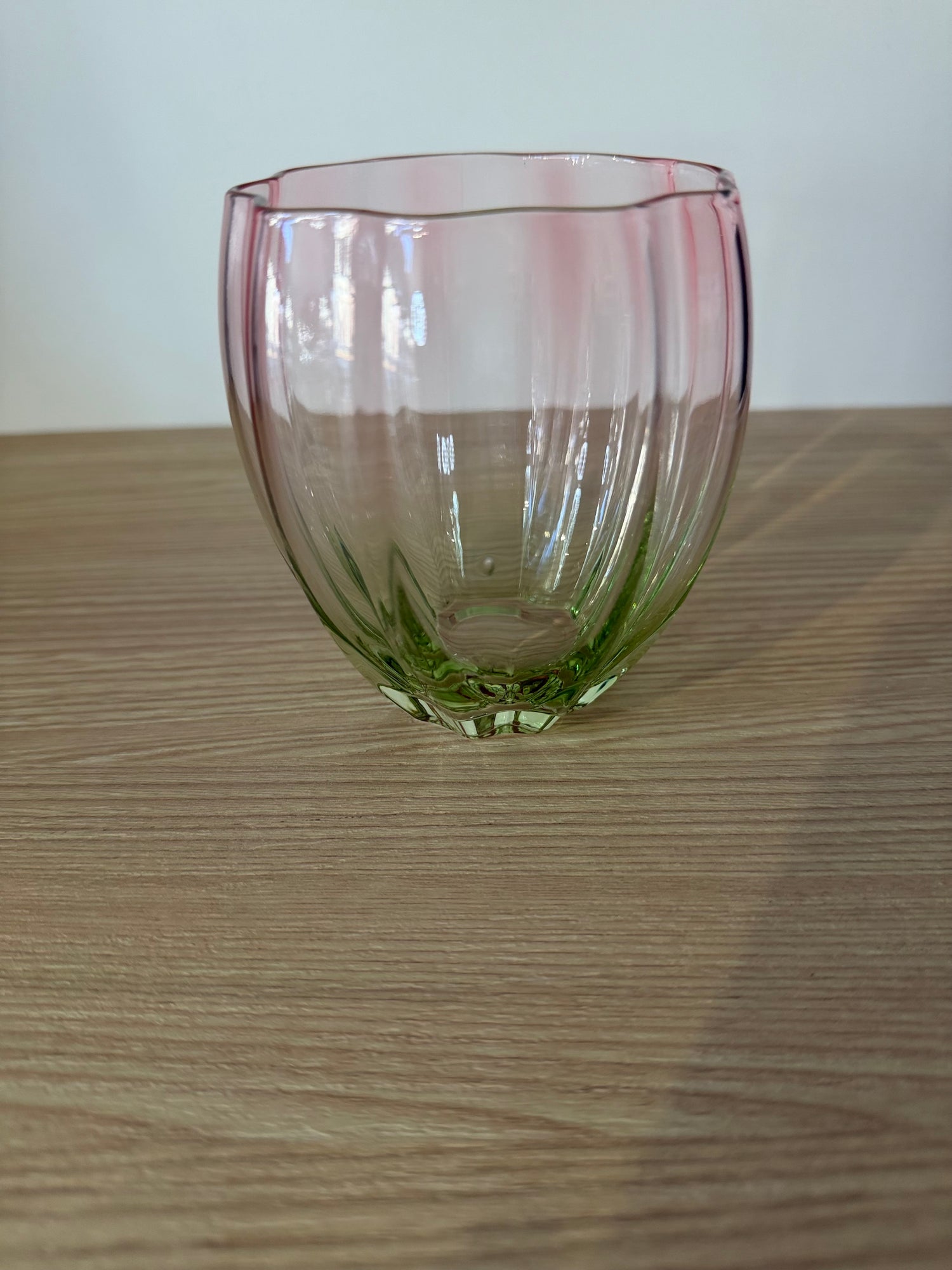 Lotti Tulip Tumbler Glass | Pink & Green