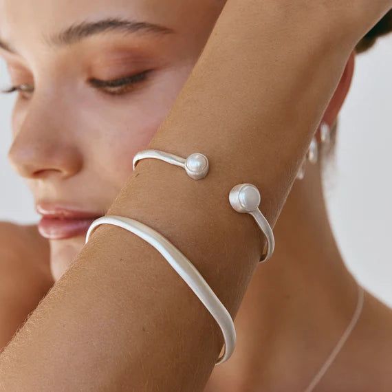 Fairley | Brushed Silver Bangle