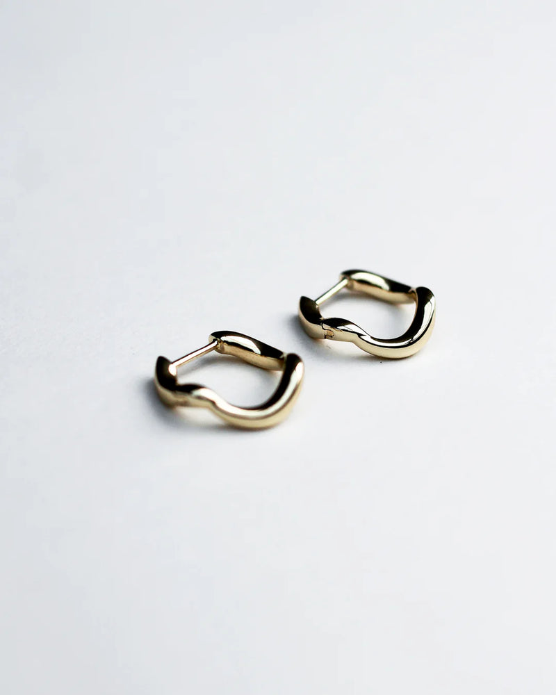 F+H Studios | Wave Huggies