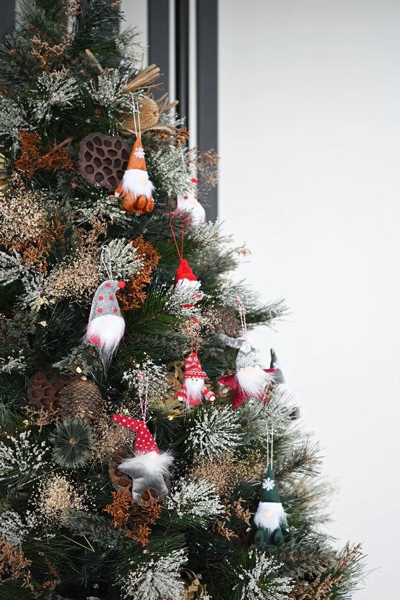 Velvet Hanging Nordic Santa S3