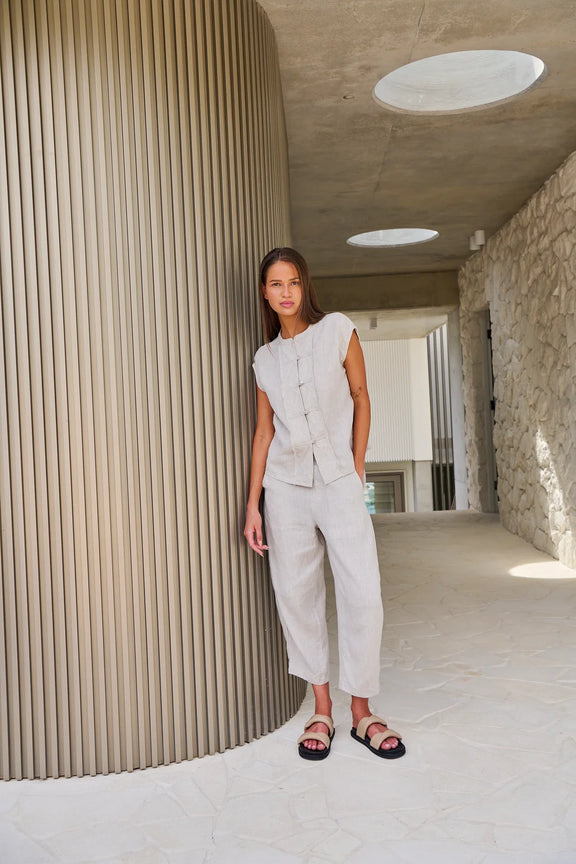 Naturals By &J Linen Pant in Sand 