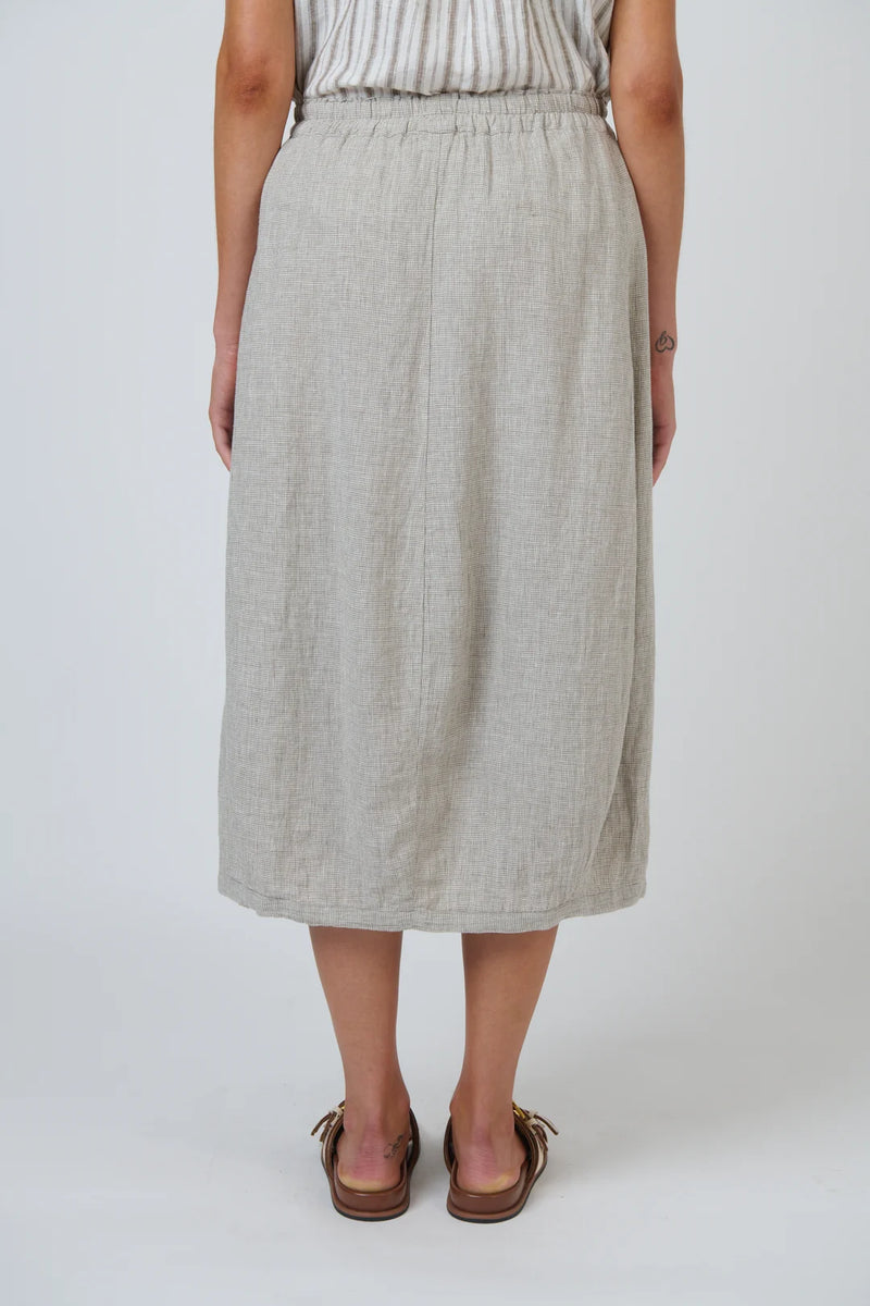 Naturals By O&J Linen Skirt in Mousse 