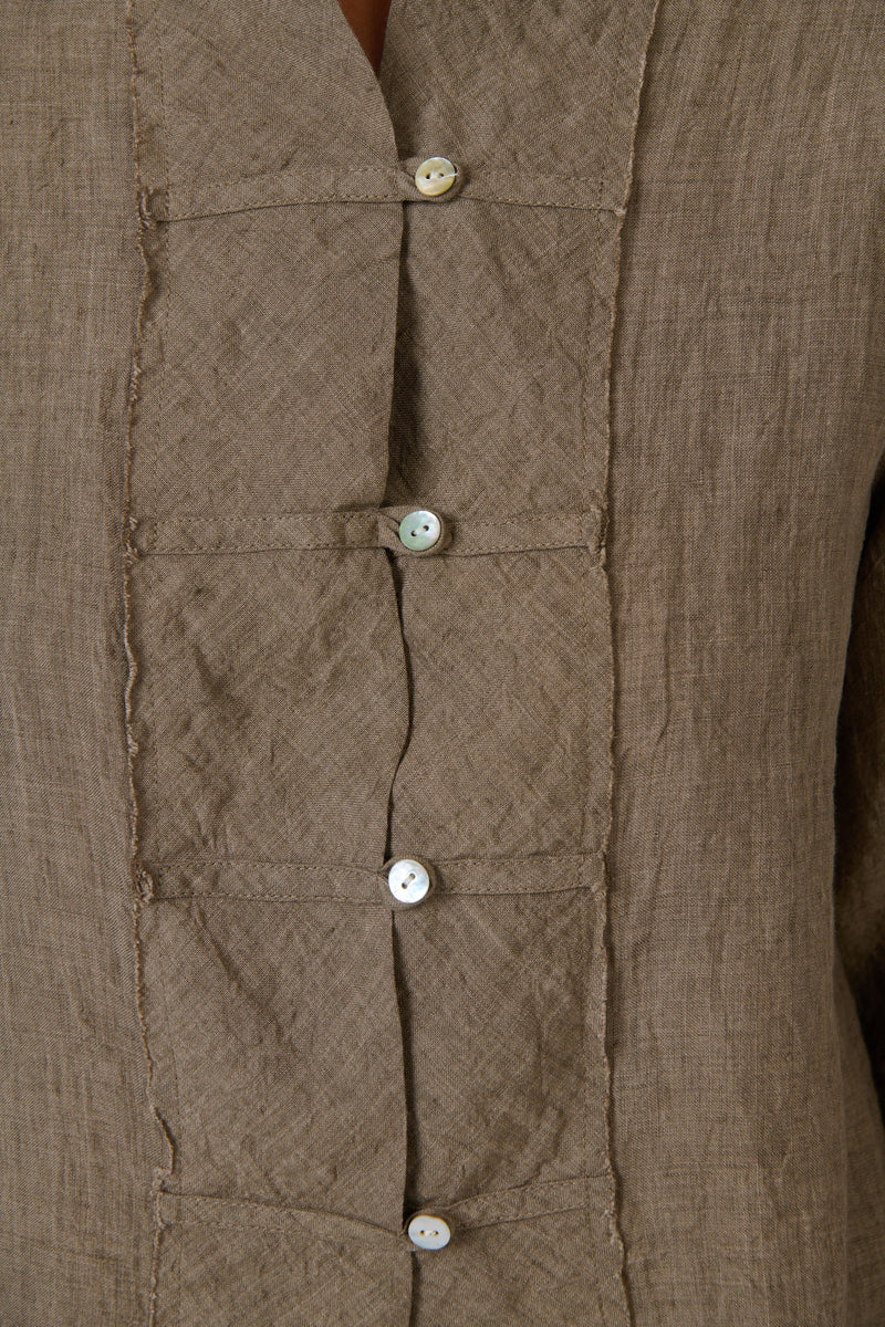 Naturals By O&J Linen Top in Agate 
