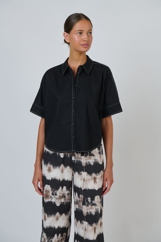 Naturals By O&J Poplin Top | Black