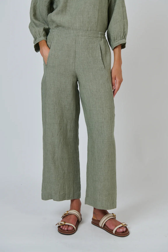 Naturals by O&J Linen Pant in Artichoke