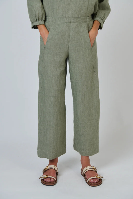 Naturals by O&J Linen Pant in Artichoke