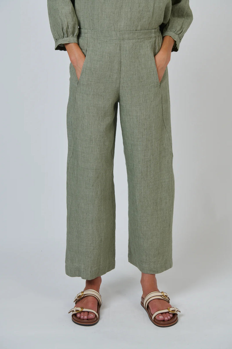 Naturals by O&J Linen Pant in Artichoke