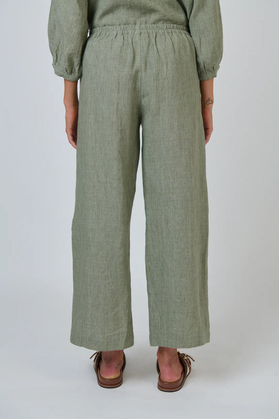 Naturals by O&J Linen Pant in Artichoke