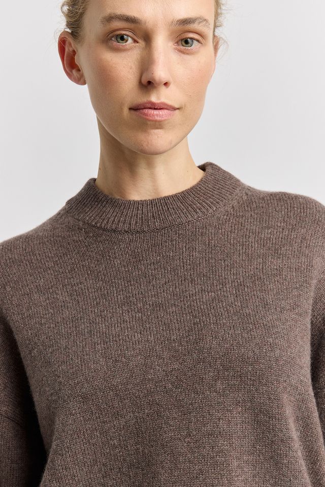 Toorallie Drop Shoulder Crew | Mocha