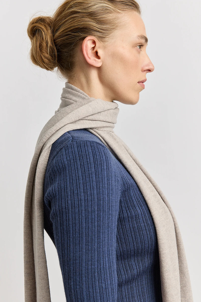 Toorallie Extra Fine Merino Scarf | Light Oat