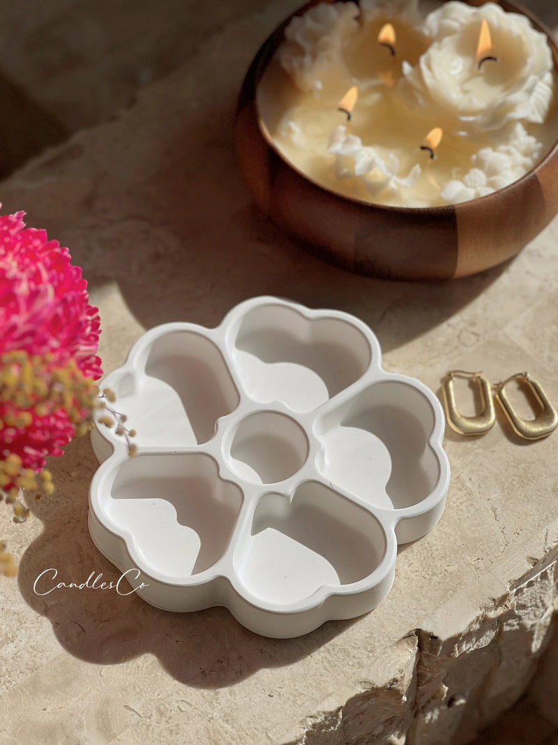 Flower Trinket Dish | Sandstone
