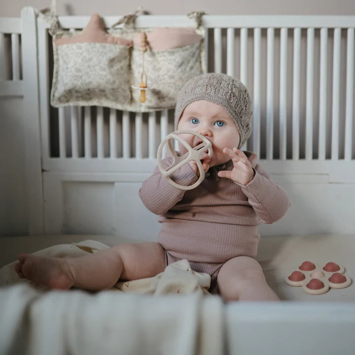 Mushie | Ball Teether