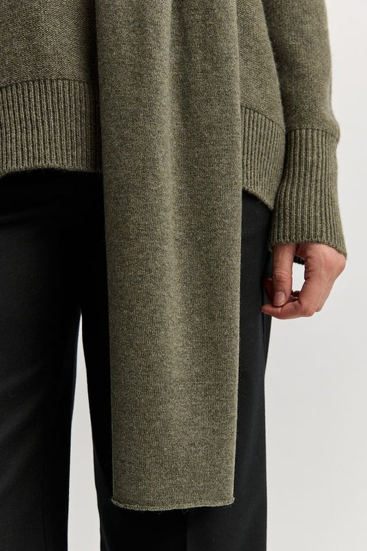 Toorallie Extra Fine Knit Scarf | Kale
