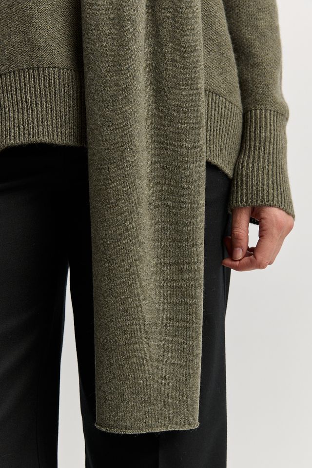 Toorallie Extra Fine Knit Scarf | Kale