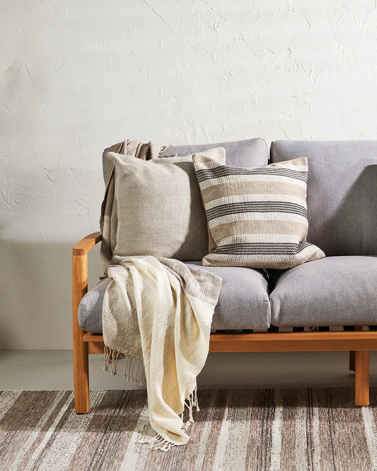 Varese Throw | Biscuit
